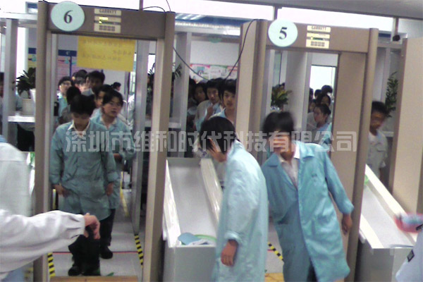 名碩電腦集團(tuán)采用5臺進(jìn)口安檢門[圖文]