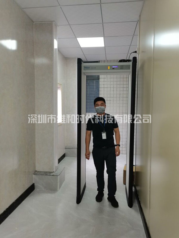 揭陽機(jī)場從我司（維和時代）采購METOR6S進(jìn)口金屬探測安檢門[圖文]