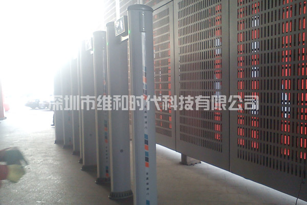 太原市珠寶展覽會(huì)日4臺SD-100B便攜式圓柱形安檢門[圖文]