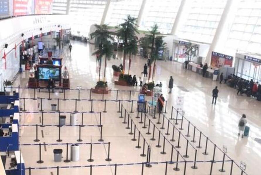 襄陽機(jī)場加強(qiáng)安檢門通道工作培訓(xùn)，提升安檢質(zhì)量和形象[圖]